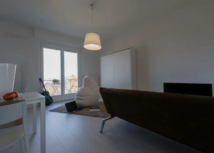 Apartment Little House With View